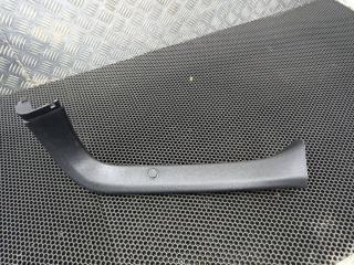 обшивка крышки багажника Toyota C-HR 1 поколение 2018, 67937F4010