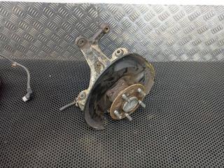 кулак задний правый Toyota C-HR 1 поколение 2018, 42304F4013