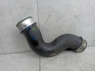 патрубок интеркулера Volkswagen Passat B6 2007, 1K0145832E